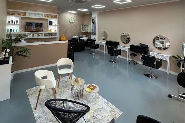 Barber Shop "Classic Cut"